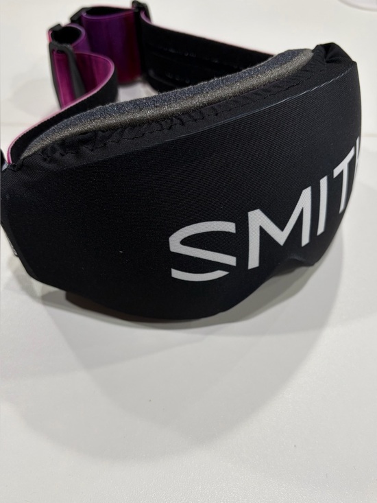 Smith I/O Mag S Ski Goggles Size Small ChromaPop Pink NWT OTG Extra Lens main image 9